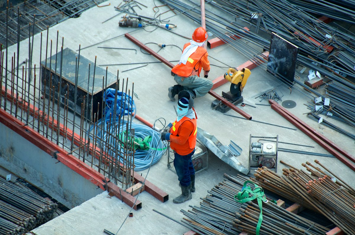 BC&E heavy civil construction crew at work